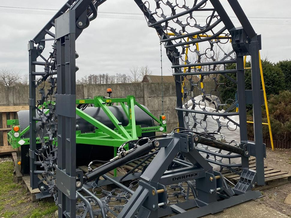 Darmex Wiesenegge / Meadow harrow / Herse de prairie / Strigliatrice / Полевая волокуша / Włóka łąkowa 9 m - Chain harrow: picture 2 Darmex Wiesenegge / Meadow harrow / Herse de prairie / Strigliatrice / Полевая волокуша / Włóka łąkowa 9 m - Chain harrow: picture 2