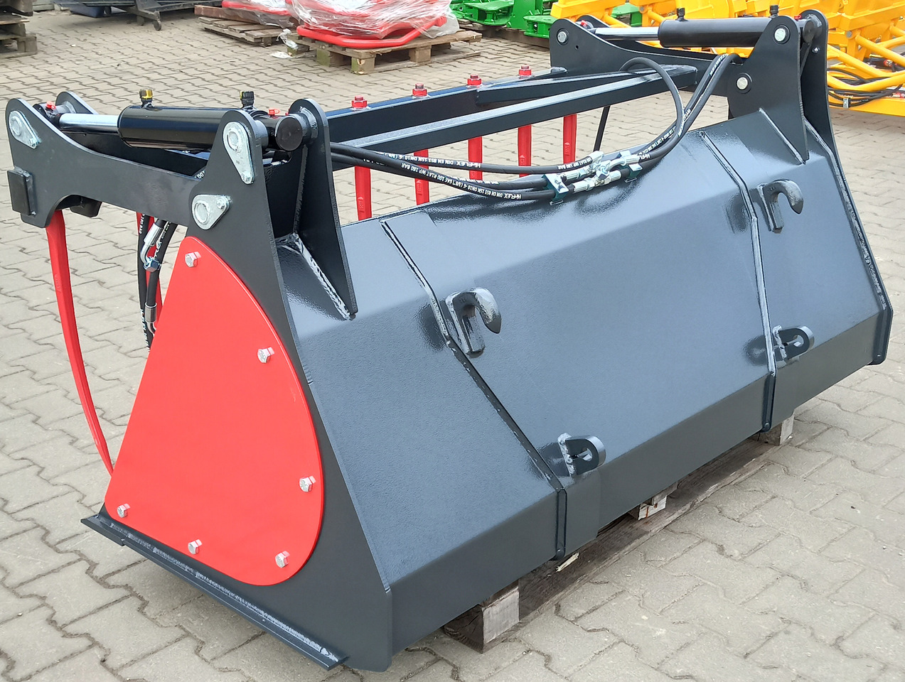 METAL-TECHNIK Krokodilschaufel / Manure grab godet / Grappin à fumier / Benna coccodrillo / Ковш-захват / Łyżko-krokodyl 2 m - Bucket for Bucket: picture 4 METAL-TECHNIK Krokodilschaufel / Manure grab godet / Grappin à fumier / Benna coccodrillo / Ковш-захват / Łyżko-krokodyl 2 m - Bucket for Bucket: picture 4