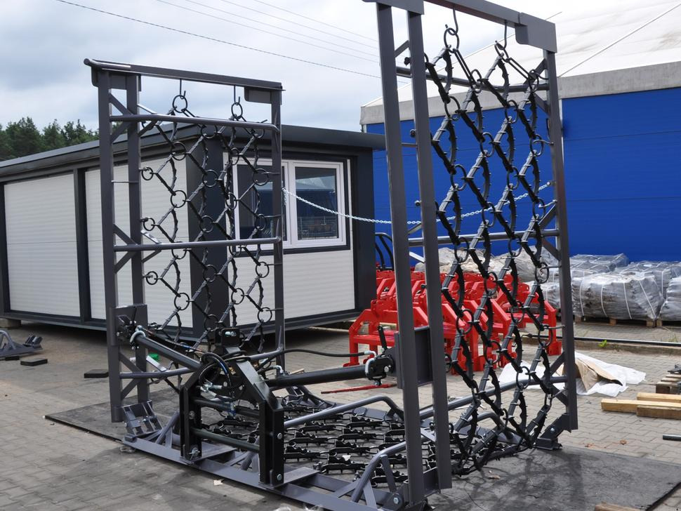 METAL-TECHNIK Wiesenegge / Heavy meadow harrow / Herse de prairie lourde / Strigliatrice pesante / Тяжёлая волокуша / Włóka łąkowa ciężka 6 m - Chain harrow: picture 3 METAL-TECHNIK Wiesenegge / Heavy meadow harrow / Herse de prairie lourde / Strigliatrice pesante / Тяжёлая волокуша / Włóka łąkowa ciężka 6 m - Chain harrow: picture 3