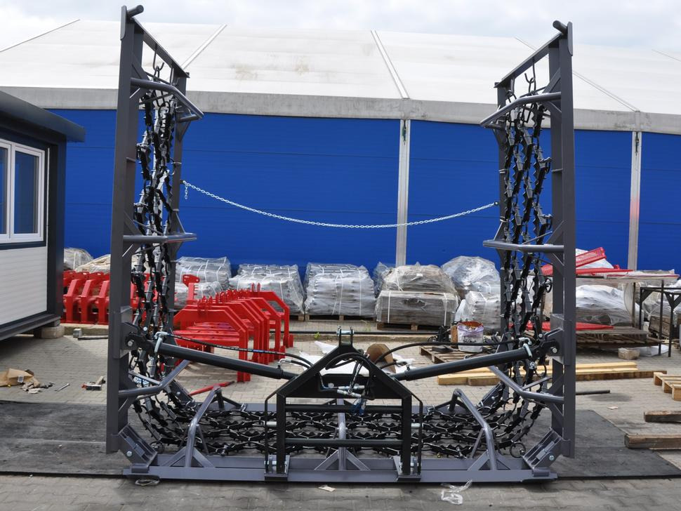METAL-TECHNIK Wiesenegge / Heavy meadow harrow / Herse de prairie lourde / Strigliatrice pesante / Тяжёлая волокуша / Włóka łąkowa ciężka 6 m - Chain harrow: picture 4 METAL-TECHNIK Wiesenegge / Heavy meadow harrow / Herse de prairie lourde / Strigliatrice pesante / Тяжёлая волокуша / Włóka łąkowa ciężka 6 m - Chain harrow: picture 4