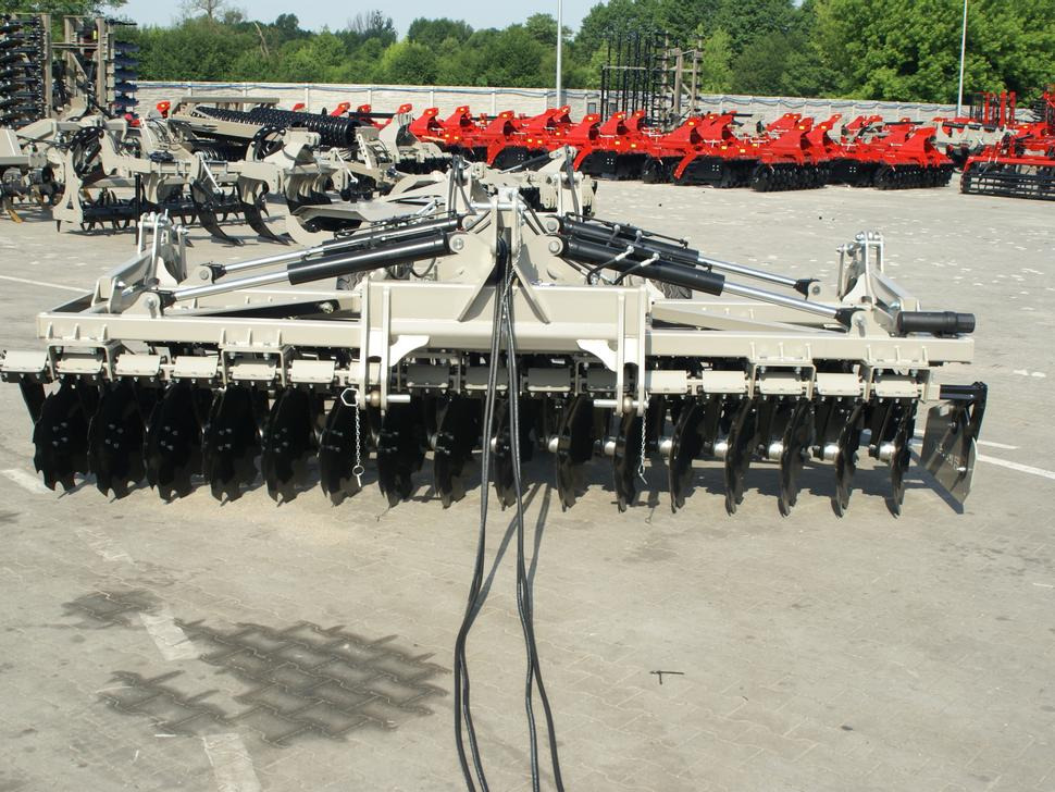 Disc harrow ROLEX Hydraulische Scheibenegge / Hydraulic discs harrow / Dechaumeur à disques / Erpice a dischi / Дисковая гидравлическая борона тип лёгкий с тележкой / Brona talerzowa hydraulicznie składana lekka: picture 11