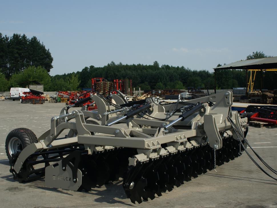 Disc harrow ROLEX Hydraulische Scheibenegge / Hydraulic discs harrow / Dechaumeur à disques / Erpice a dischi / Дисковая гидравлическая борона тип лёгкий с тележкой / Brona talerzowa hydraulicznie składana lekka: picture 12
