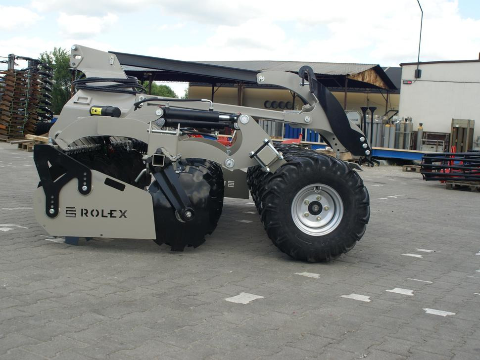 Disc harrow ROLEX Scheibenegge /  Disc harrow with hydropack and tire roller / Dechaumeur à disques / Erpice a dischi / Дисковая борона с гидропаком и колёсным катком / Agregat talerzowy uprawowy z hydropackiem i: picture 17