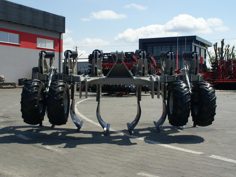 ROLEX Tiefenlockerer / Subsoiler / Décompacteur / Dissodatori / Subsolador / Глубокорыхлитель / Głębosz typ V 3 m - Subsoiler: picture 3 ROLEX Tiefenlockerer / Subsoiler / Décompacteur / Dissodatori / Subsolador / Глубокорыхлитель / Głębosz typ V 3 m - Subsoiler: picture 3