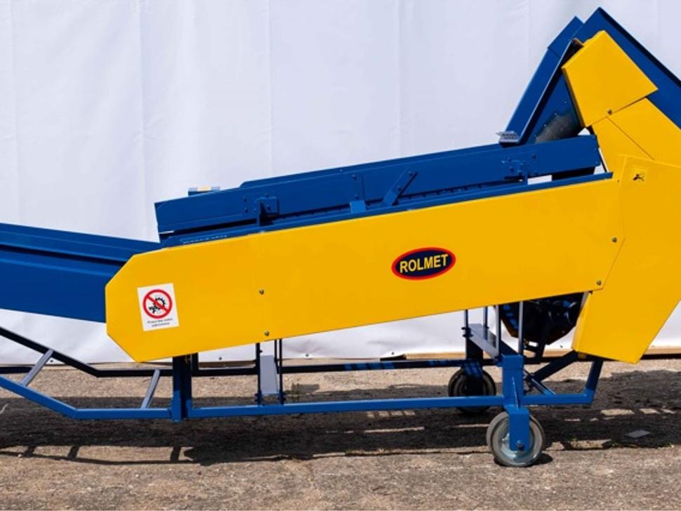 Rolmet Kartoffelsortierer / Potato sorting machine / Trieuse de pomme de terre / Selezionatrice per patate / Clasificador de patatas / Сортировщик картофеля / Sortownik do ziemniaków M614/1 - Potato equipment: picture 3 Rolmet Kartoffelsortierer / Potato sorting machine / Trieuse de pomme de terre / Selezionatrice per patate / Clasificador de patatas / Сортировщик картофеля / Sortownik do ziemniaków M614/1 - Potato equipment: picture 3