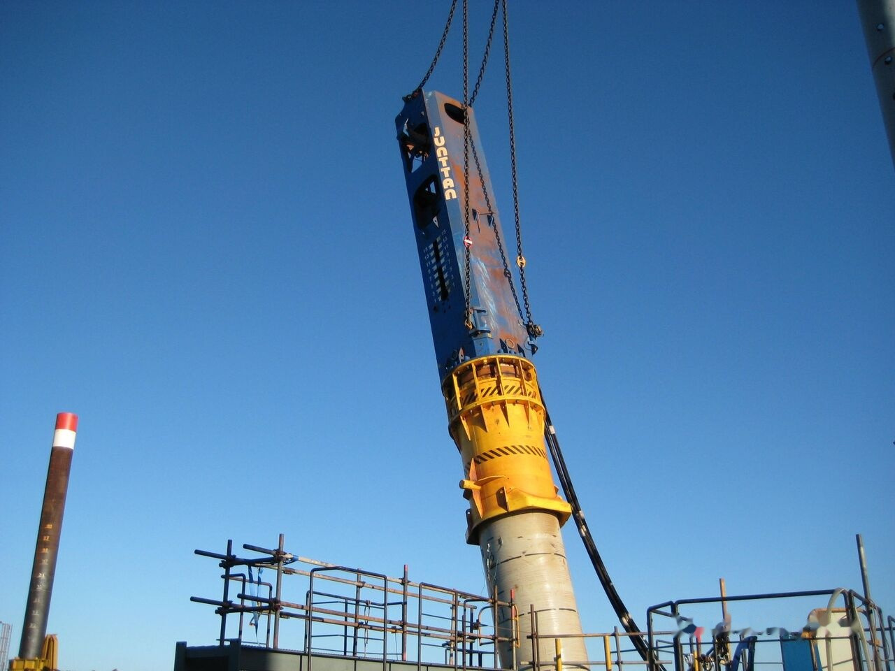 Junttan HHK S - Hydraulic hammer for Attachment: picture 4 Junttan HHK S - Hydraulic hammer for Attachment: picture 4