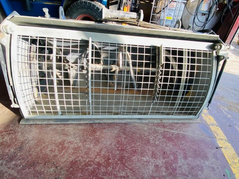 Bucket EMILY BMX4033EM1 GODET MALAXEUR À VIDANGE CENTRALE 350L: picture 6