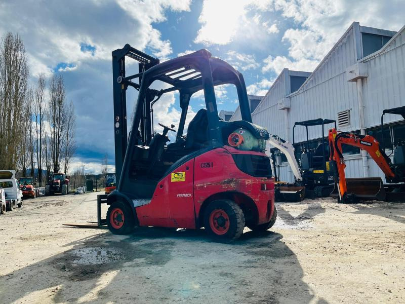 FENWICK Chariot élévateur H14 - LPG forklift: picture 5 FENWICK Chariot élévateur H14 - LPG forklift: picture 5