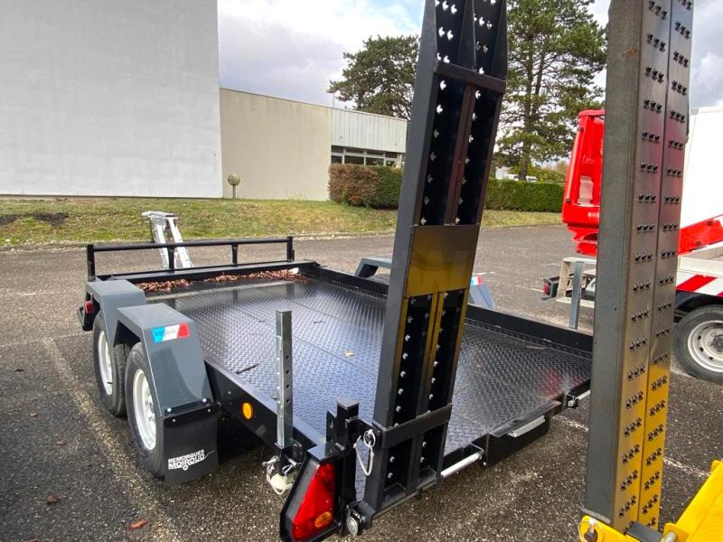 Moiroud ECO350 2 ESSIEUX 3T5 NEUVE NOIR - Plant trailer: picture 5 Moiroud ECO350 2 ESSIEUX 3T5 NEUVE NOIR - Plant trailer: picture 5
