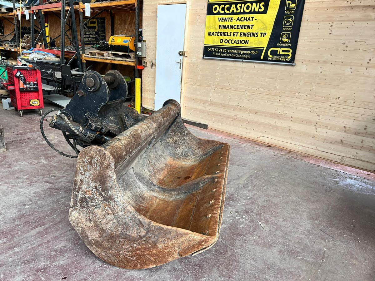 THIERE GODET CURAGE INCLINABLE TILT POUR PELLE DE 20T - Excavator bucket: picture 1 THIERE GODET CURAGE INCLINABLE TILT POUR PELLE DE 20T - Excavator bucket: picture 1
