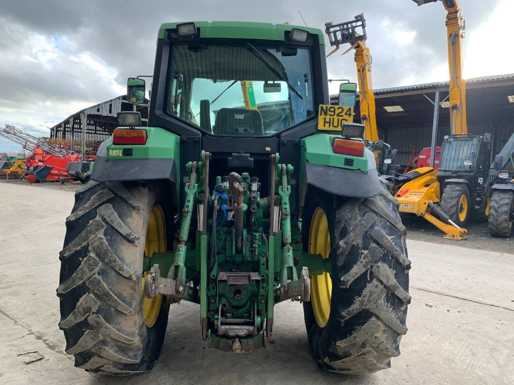 Farm tractor John Deere 6800: picture 6