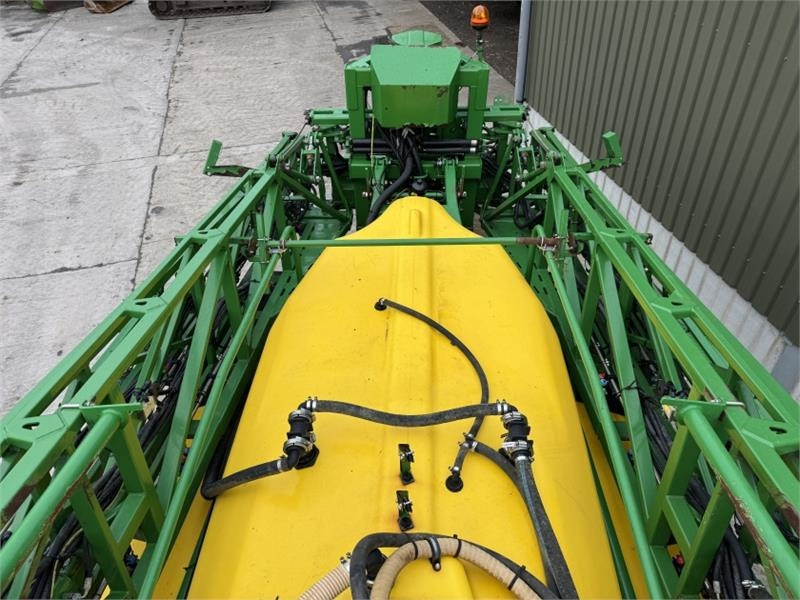 Leasing of John Deere 962i 36m Trailed Sprayer John Deere 962i 36m Trailed Sprayer: picture 18 Leasing of John Deere 962i 36m Trailed Sprayer John Deere 962i 36m Trailed Sprayer: picture 18