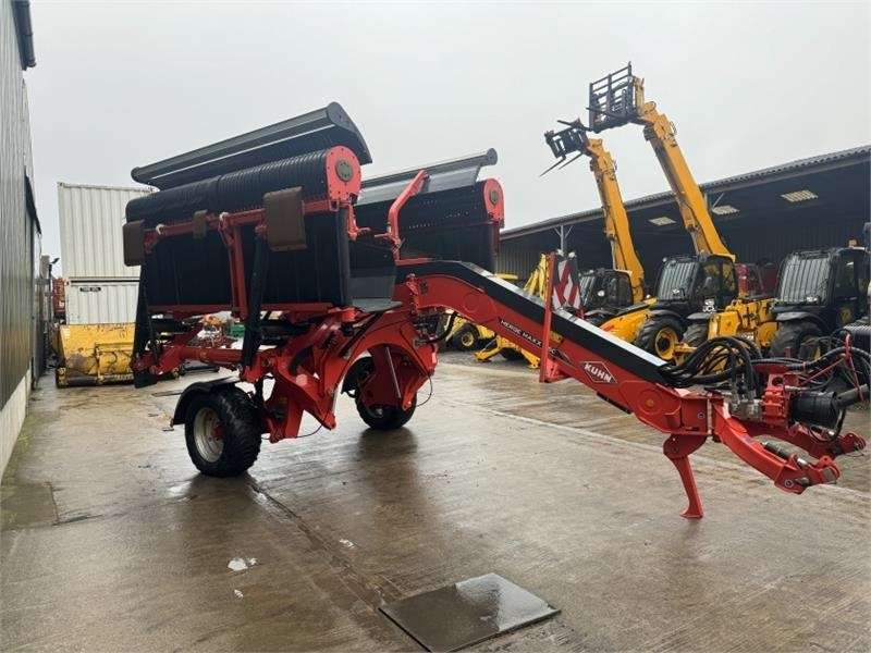 Kuhn Merge Maxx 950 Merger - Tedder/ Rake: picture 4 Kuhn Merge Maxx 950 Merger - Tedder/ Rake: picture 4