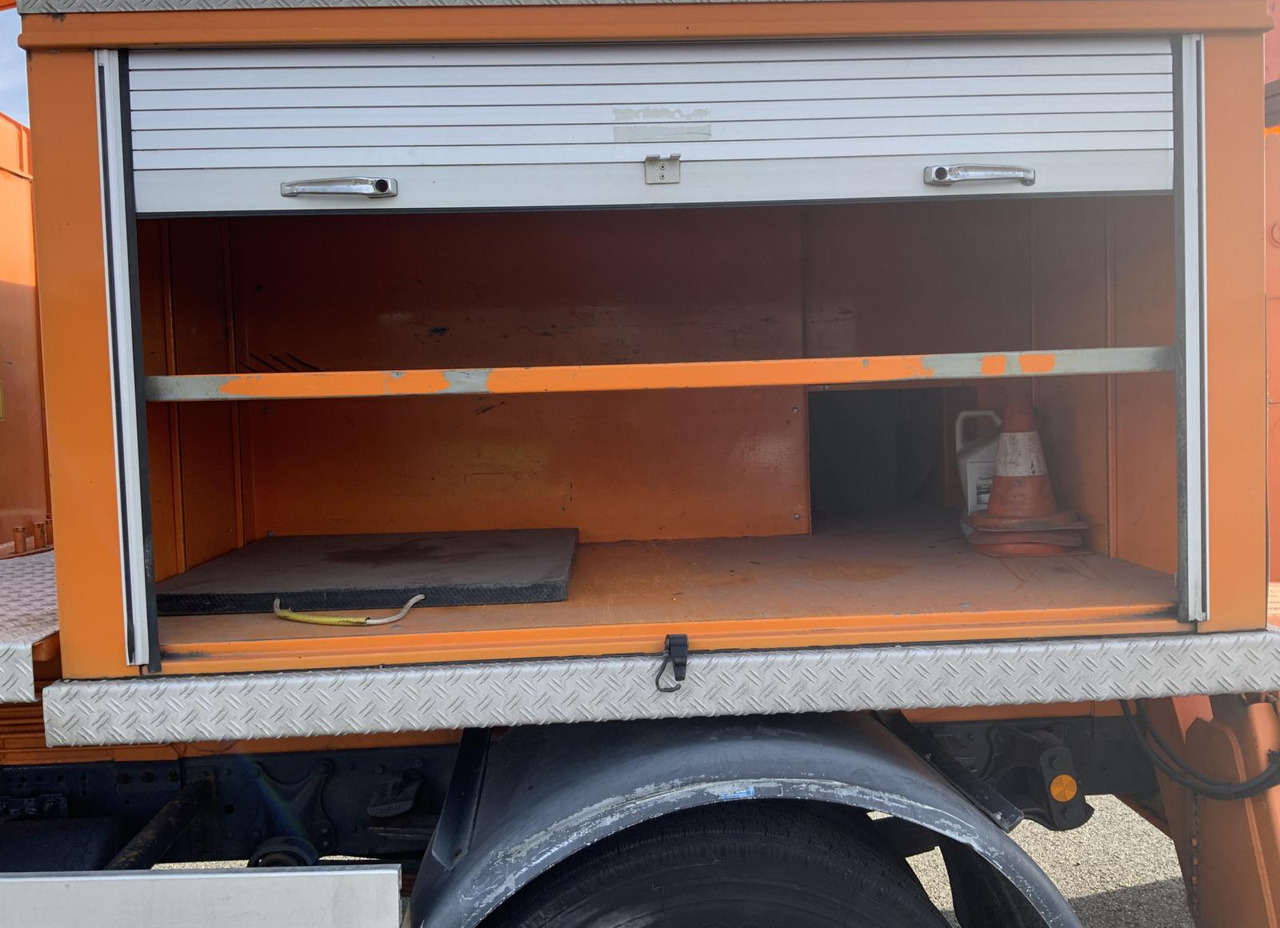 Truck mounted aerial platform Mercedes-Benz 1117: picture 7