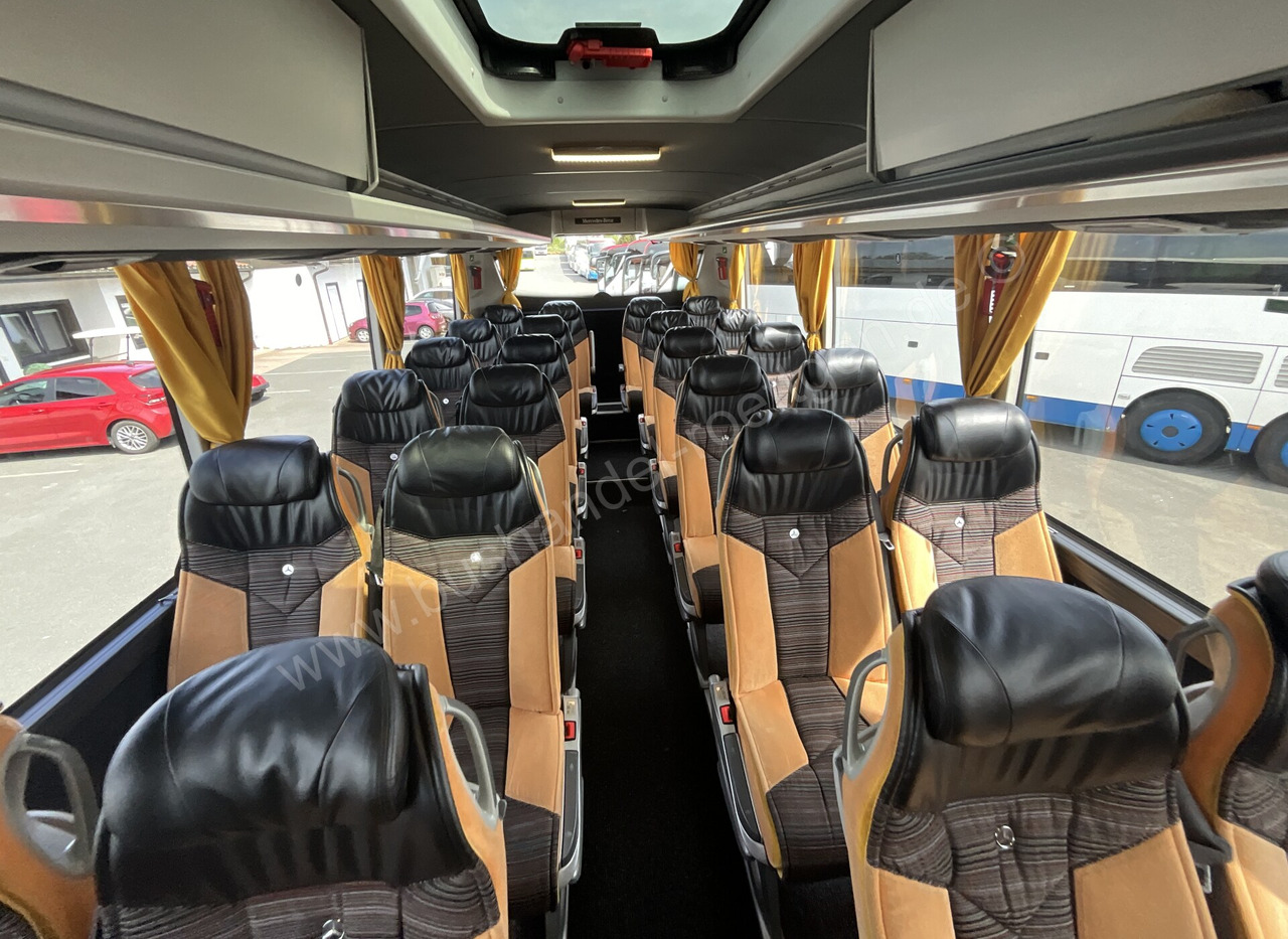 Coach Mercedes-Benz Tourismo RHD: picture 17 Coach Mercedes-Benz Tourismo RHD: picture 17
