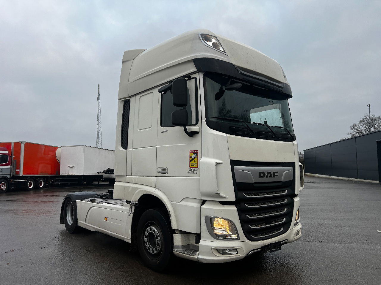 DAF XF 460 SSC, Retarder, Full spoiler - Tractor unit: picture 2 DAF XF 460 SSC, Retarder, Full spoiler - Tractor unit: picture 2