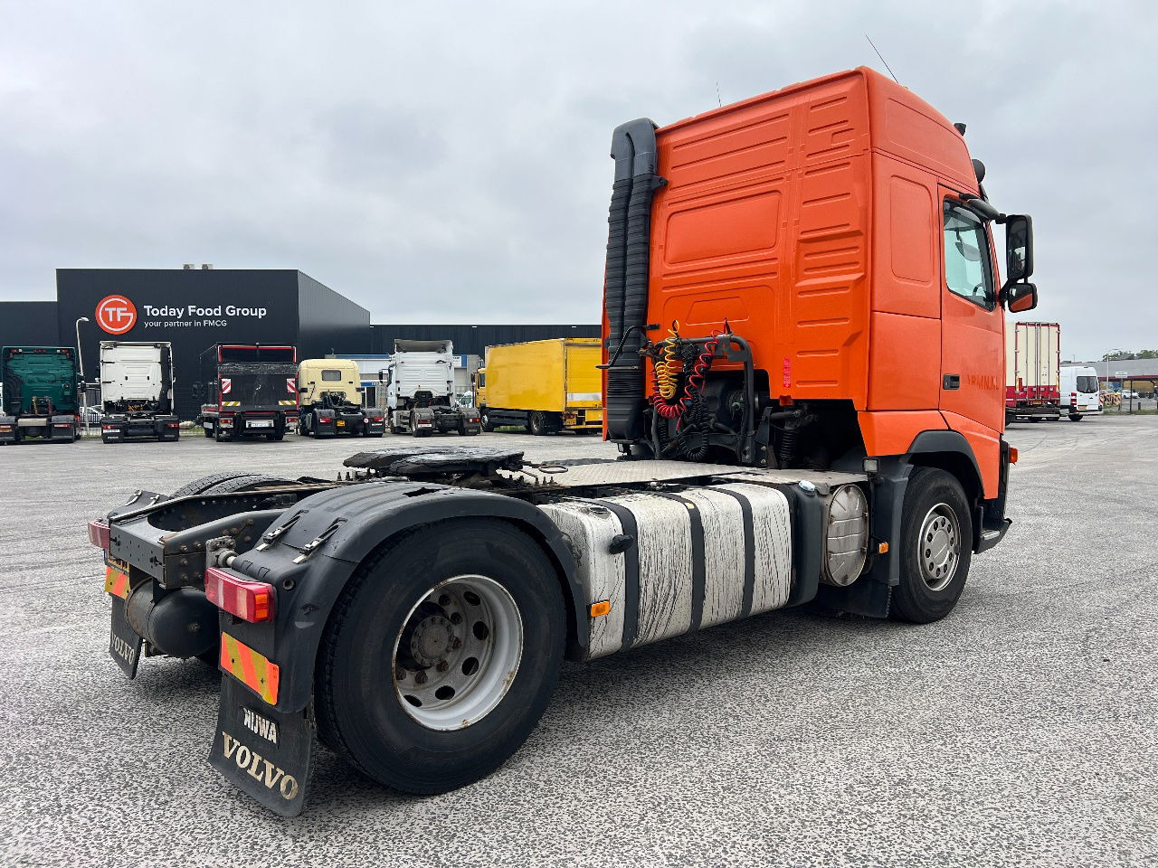 Volvo FH 13.400 Globetrotter, Euro 5 - Tractor unit: picture 3 Volvo FH 13.400 Globetrotter, Euro 5 - Tractor unit: picture 3