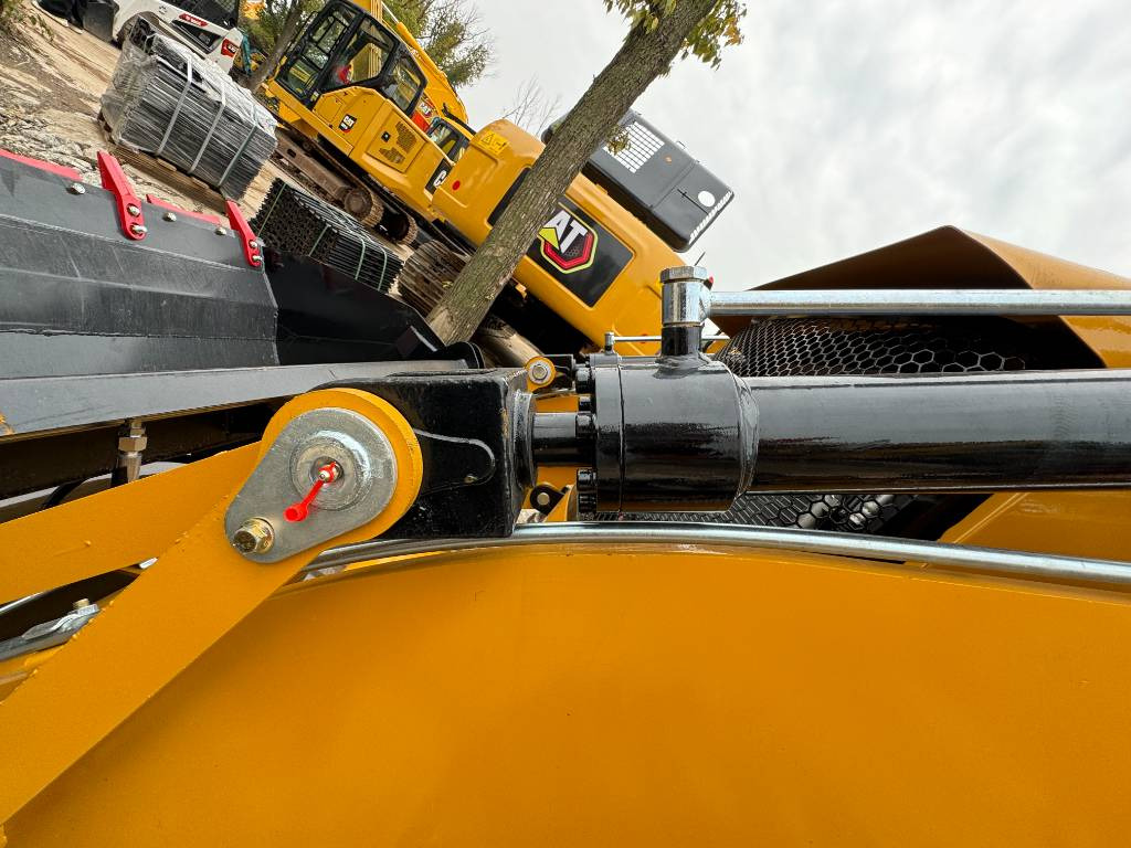 Leasing of  100% new CAT 420 F 100% new CAT 420 F: picture 6