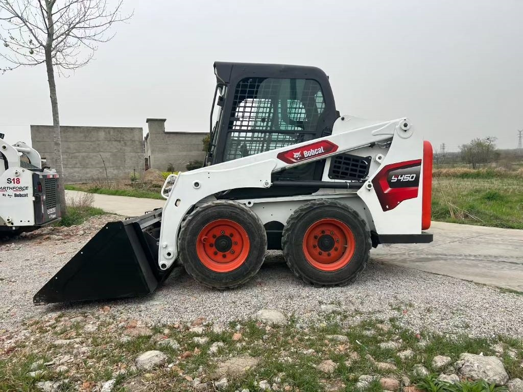 Bobcat S 450 - Skid steer loader: picture 2 Bobcat S 450 - Skid steer loader: picture 2