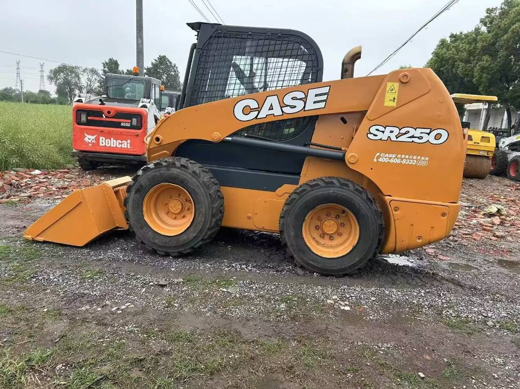 CASE SR 250 - Skid steer loader: picture 3 CASE SR 250 - Skid steer loader: picture 3