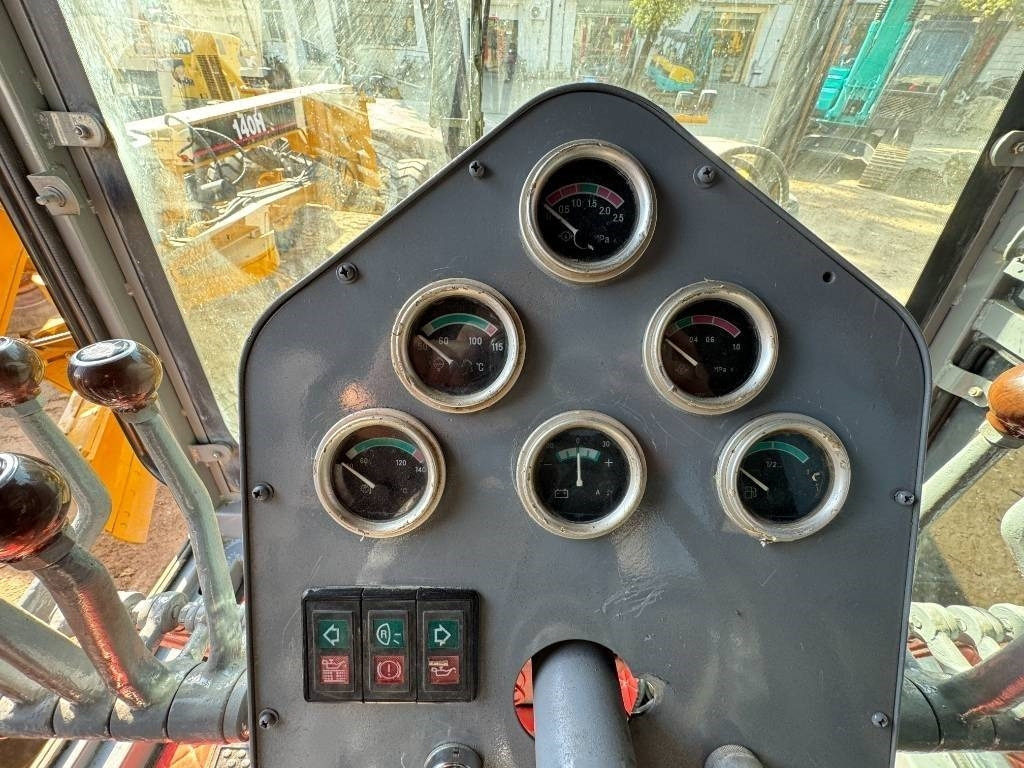 CAT 140 K - Crawler excavator: picture 5 CAT 140 K - Crawler excavator: picture 5