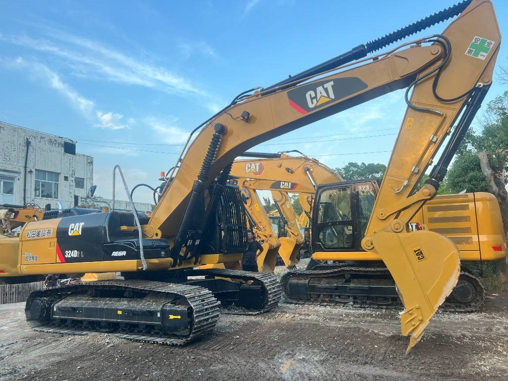 CAT 324 D L - Crawler excavator: picture 3 CAT 324 D L - Crawler excavator: picture 3