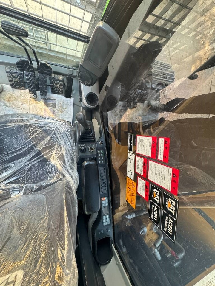 CAT 330 D L - Crawler excavator: picture 2 CAT 330 D L - Crawler excavator: picture 2