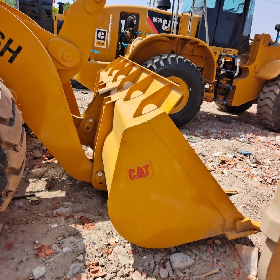 CAT 966H - Wheel loader: picture 4 CAT 966H - Wheel loader: picture 4