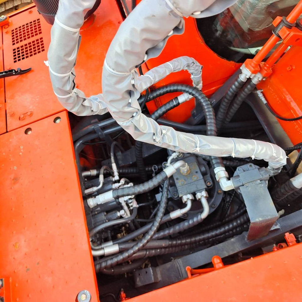 Crawler excavator Doosan DX 300 LCA: picture 37 Crawler excavator Doosan DX 300 LCA: picture 37