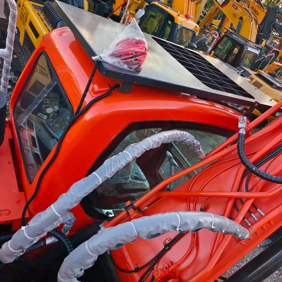 Crawler excavator Doosan DX 300 LCA: picture 39 Crawler excavator Doosan DX 300 LCA: picture 39