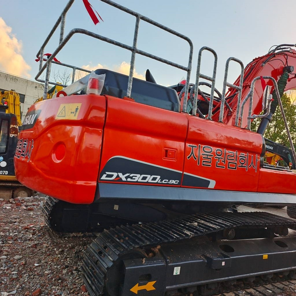 Crawler excavator Doosan DX 300 LCA: picture 30 Crawler excavator Doosan DX 300 LCA: picture 30