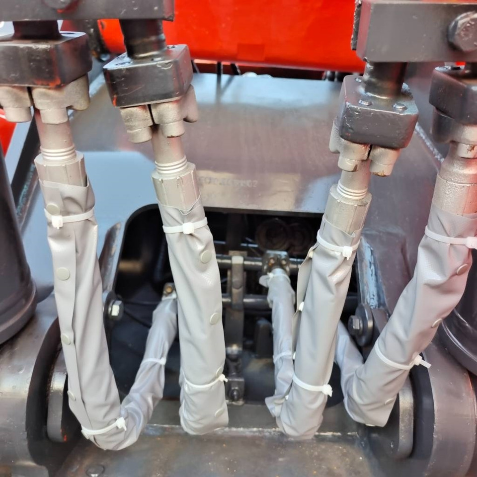 Crawler excavator Doosan DX 300 LCA: picture 12 Crawler excavator Doosan DX 300 LCA: picture 12