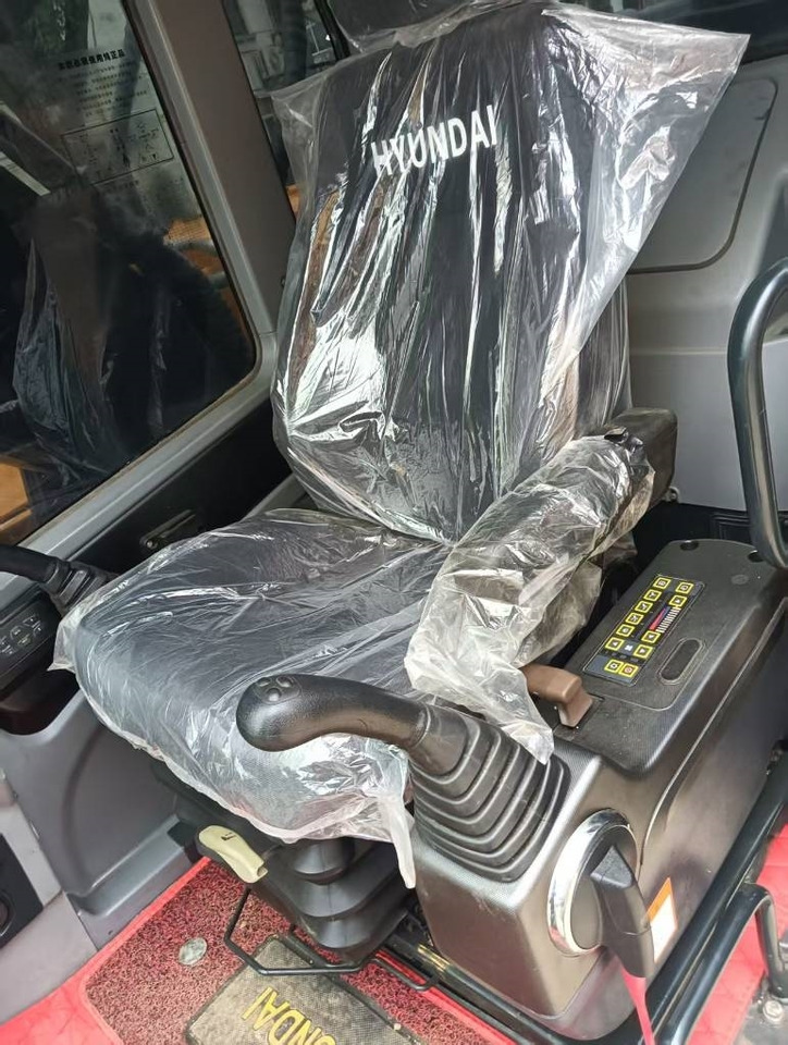 Hyundai 220 LC-9S - Crawler excavator: picture 4 Hyundai 220 LC-9S - Crawler excavator: picture 4