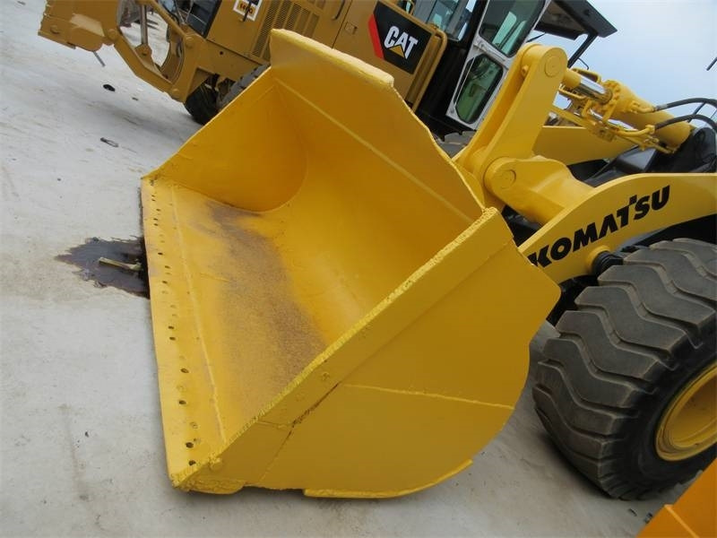 Komatsu WA 380 - Wheel loader: picture 5 Komatsu WA 380 - Wheel loader: picture 5