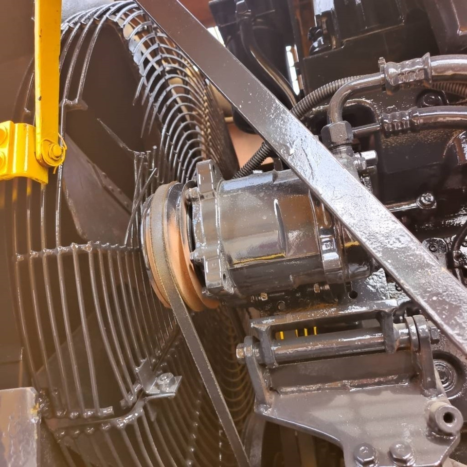 Komatsu WA 470-6 - Crawler excavator: picture 2 Komatsu WA 470-6 - Crawler excavator: picture 2