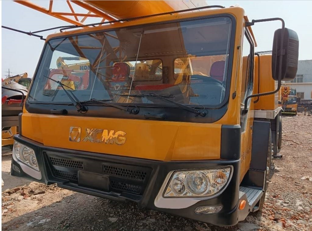 XCMG QY 70 K - All terrain crane: picture 5 XCMG QY 70 K - All terrain crane: picture 5