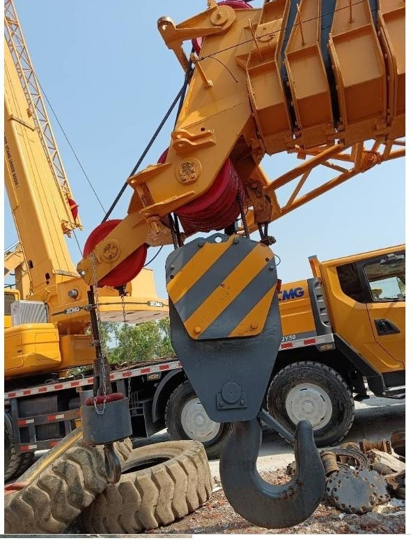 XCMG QY 70 K - All terrain crane: picture 3 XCMG QY 70 K - All terrain crane: picture 3