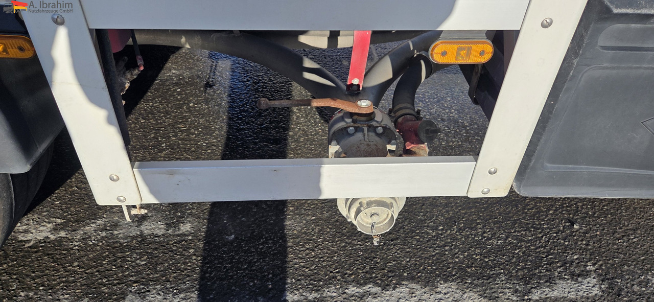 Feldbinder EUT 40.3 Liftachse, Scheibenbremse Topzustand | einsatzbereit - Silo semi-trailer: picture 2 Feldbinder EUT 40.3 Liftachse, Scheibenbremse Topzustand | einsatzbereit - Silo semi-trailer: picture 2