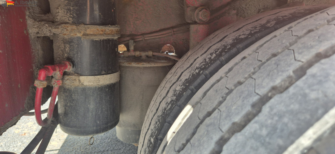 Goldhofer STZ-TBL3-33/80 Tiefbett mit Rampen Lenkung mit FB - Low loader semi-trailer: picture 2 Goldhofer STZ-TBL3-33/80 Tiefbett mit Rampen Lenkung mit FB - Low loader semi-trailer: picture 2