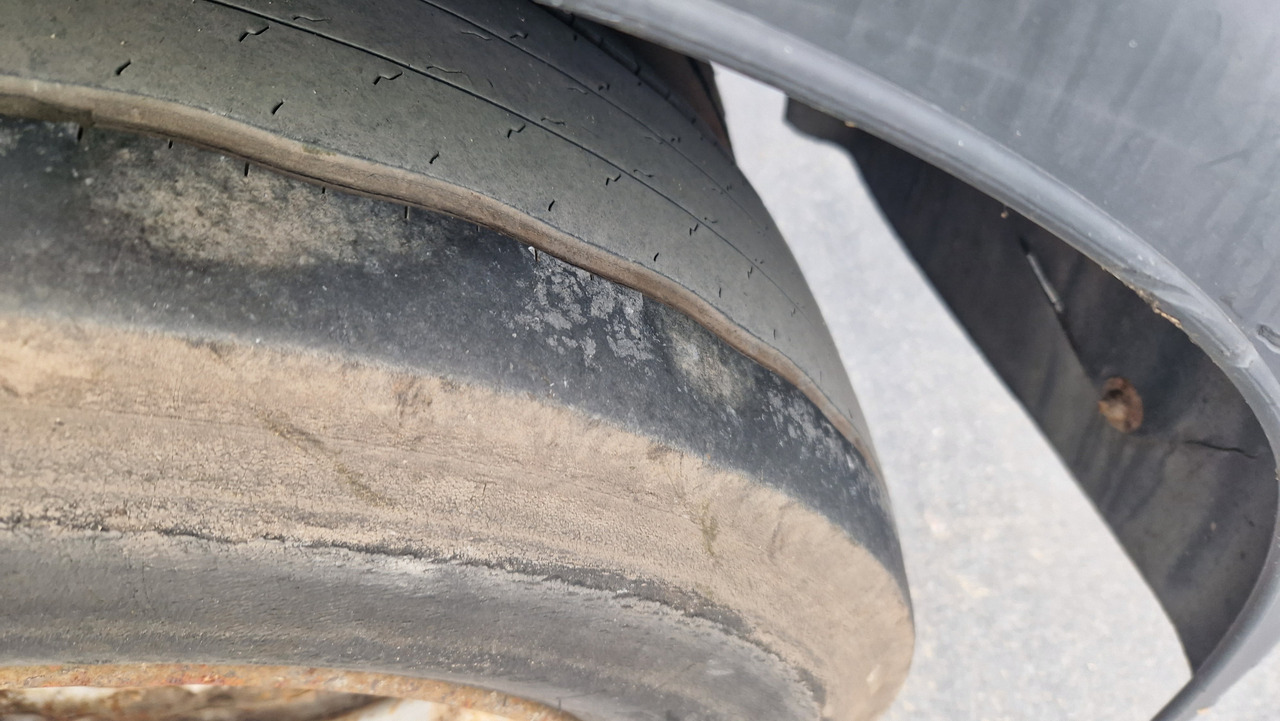 Hüffermann HSA - Roll-off/ Skip trailer: picture 2 Hüffermann HSA - Roll-off/ Skip trailer: picture 2