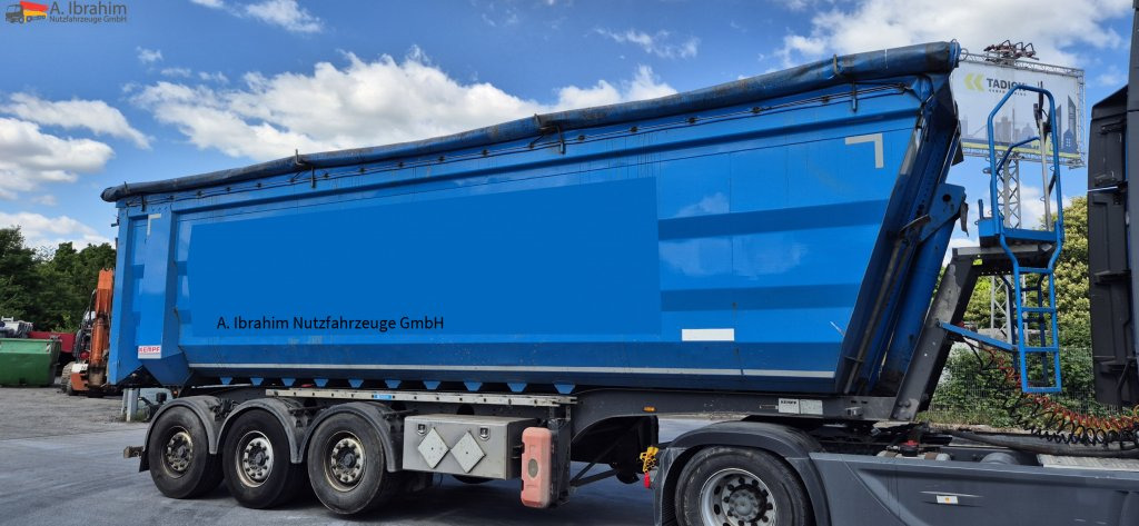 Kempf SKM 35/3 Leichter Schaden am Heck voll fahrbereit. - Tipper semi-trailer: picture 2 Kempf SKM 35/3 Leichter Schaden am Heck voll fahrbereit. - Tipper semi-trailer: picture 2