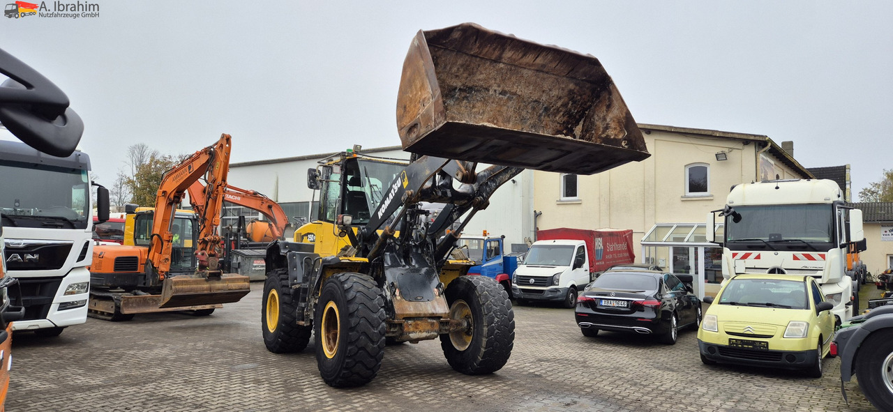 Wheel loader Komatsu WA 250 Zustand technisch ok, optisch 3-4 Unterlagen vorhanden: picture 9