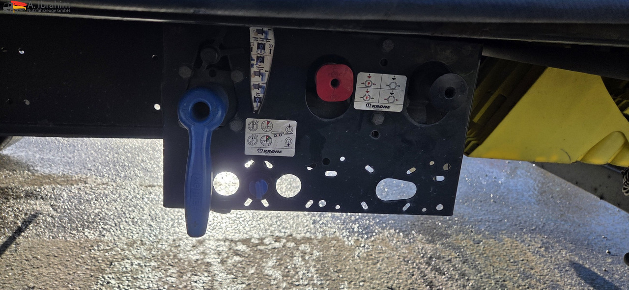 Krone SD Megatrailer Hubdach Liftachse | SAF Achsen - Curtainsider semi-trailer: picture 5 Krone SD Megatrailer Hubdach Liftachse | SAF Achsen - Curtainsider semi-trailer: picture 5