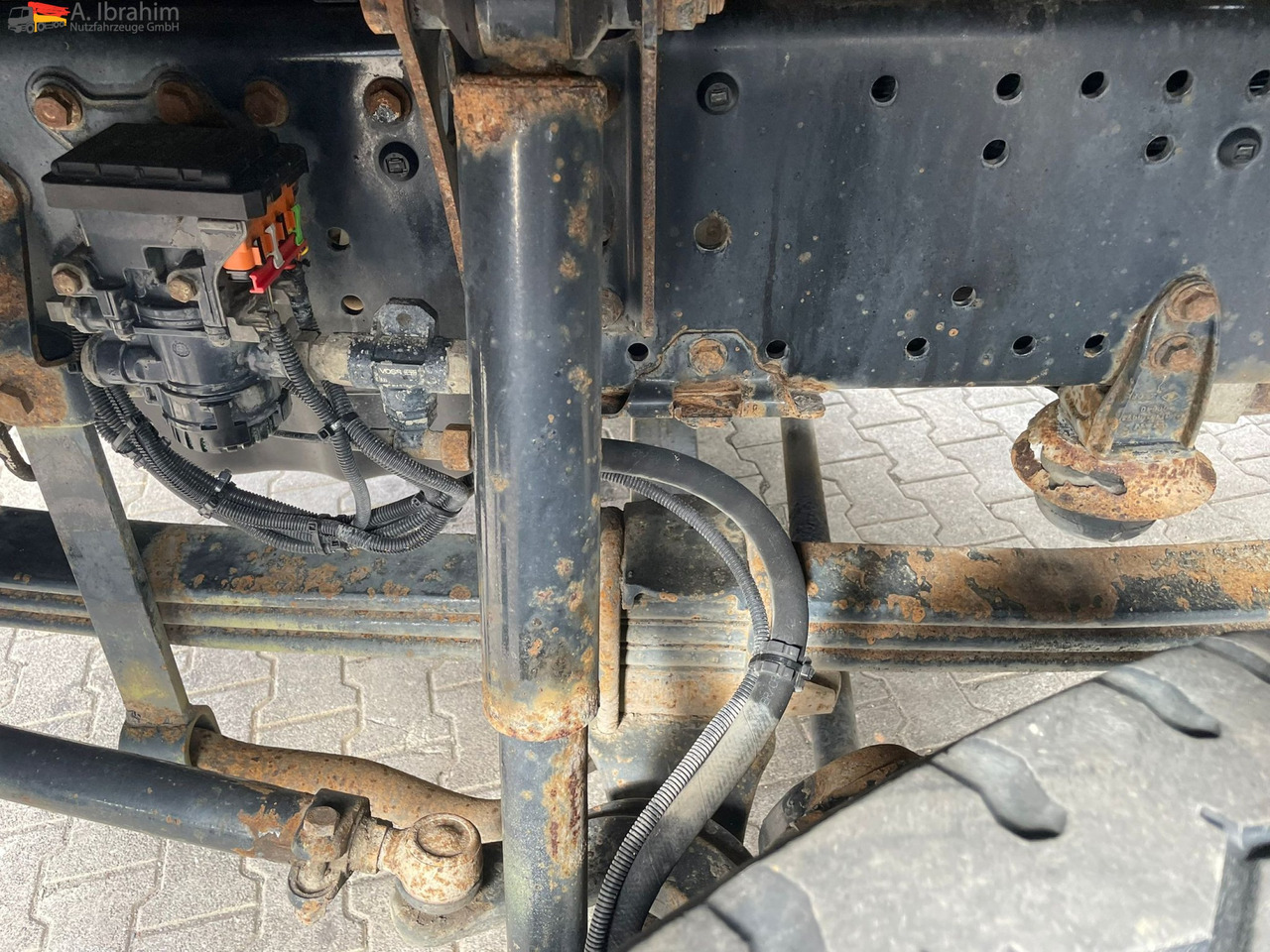 MAN TGS 26.480 Meiller 3 Seiten | 6x4 | Schalter | 3 Pedals | deutsches Fahrzeug - Tipper: picture 5 MAN TGS 26.480 Meiller 3 Seiten | 6x4 | Schalter | 3 Pedals | deutsches Fahrzeug - Tipper: picture 5