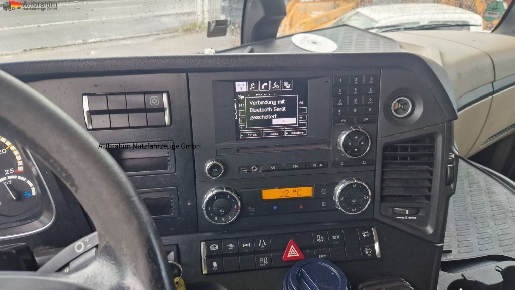 Mercedes-Benz 1845 Retarder Klima, Kühlschrank Edscha, Retarder, LBW, Zustand gut - Curtainsider truck: picture 2 Mercedes-Benz 1845 Retarder Klima, Kühlschrank Edscha, Retarder, LBW, Zustand gut - Curtainsider truck: picture 2