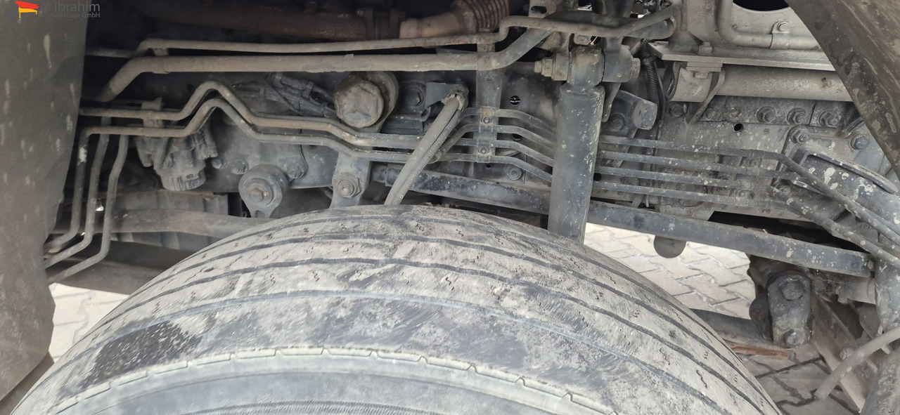 Mercedes-Benz 3241 PM 21-3   Liebherr 7 cbm PUMI Putzmeister Liebherr - Mixer pump truck: picture 5 Mercedes-Benz 3241 PM 21-3   Liebherr 7 cbm PUMI Putzmeister Liebherr - Mixer pump truck: picture 5