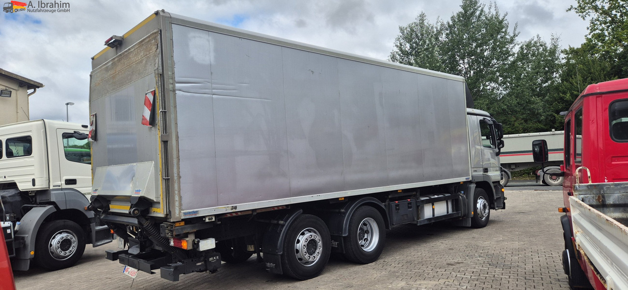 Refrigerator truck Mercedes-Benz DB 2536, 7,50 m Koffer LBW, Kamera, Carrier 850 Liftachse, mp3: picture 12 Refrigerator truck Mercedes-Benz DB 2536, 7,50 m Koffer LBW, Kamera, Carrier 850 Liftachse, mp3: picture 12