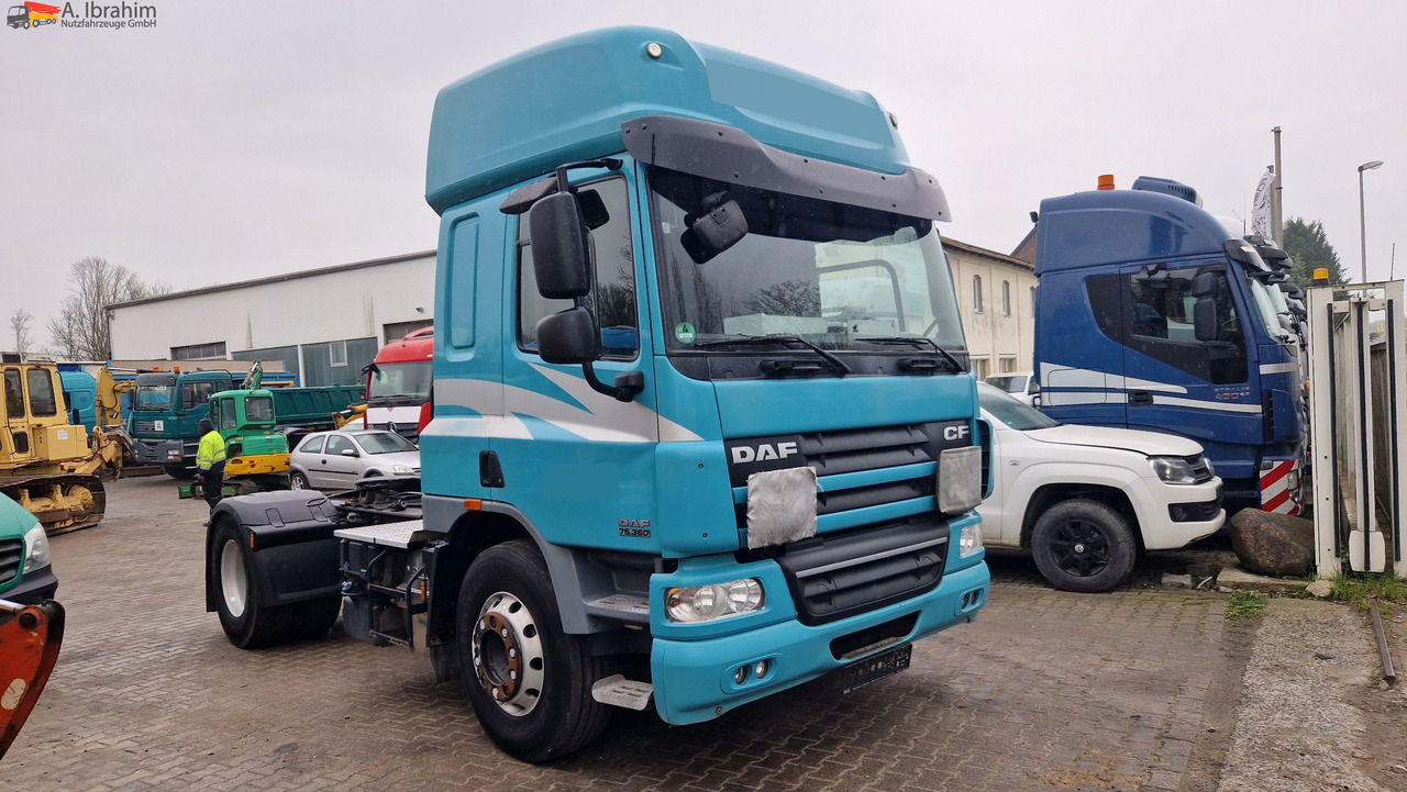 Daf FT CF 2x Nebenantrieb, Kipphydraulik deutsches Fahrzeug, fehlerfrei im Display - Tractor unit: picture 4 Daf FT CF 2x Nebenantrieb, Kipphydraulik deutsches Fahrzeug, fehlerfrei im Display - Tractor unit: picture 4