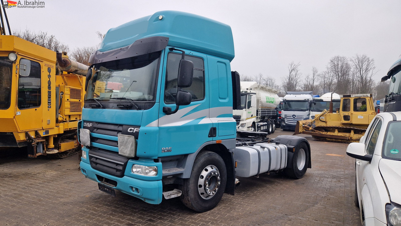 Daf FT CF 2x Nebenantrieb, Kipphydraulik deutsches Fahrzeug, fehlerfrei im Display - Tractor unit: picture 1 Daf FT CF 2x Nebenantrieb, Kipphydraulik deutsches Fahrzeug, fehlerfrei im Display - Tractor unit: picture 1