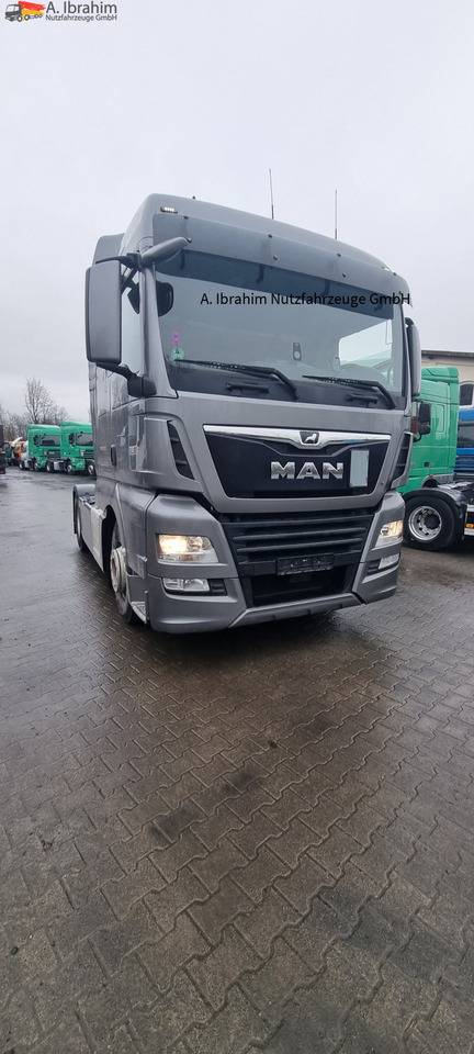 Tractor unit MAN 18.500 TGX Retarder, 2x Tank, Motorschaden !!: picture 12